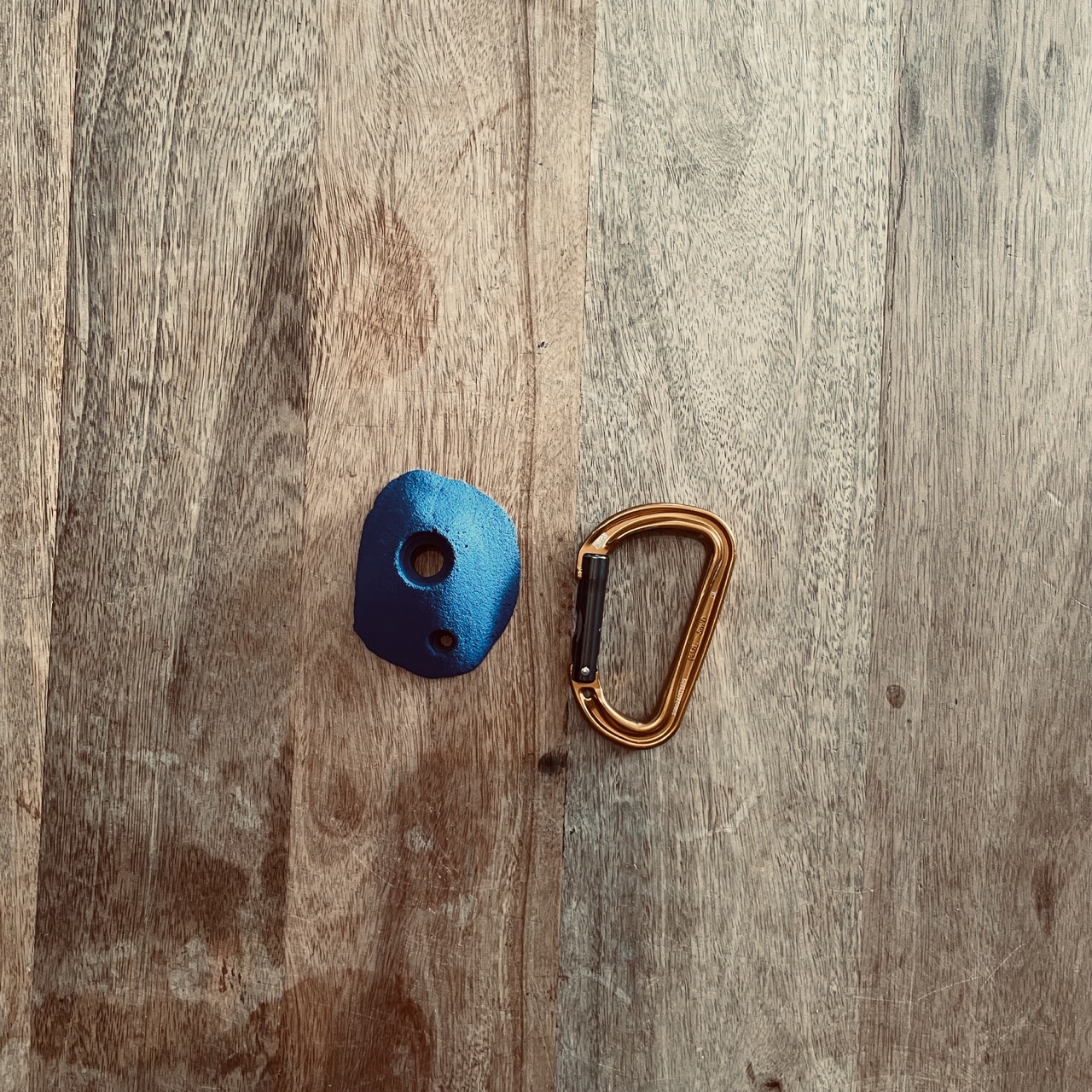 LOT8_EP_BLEU_XS