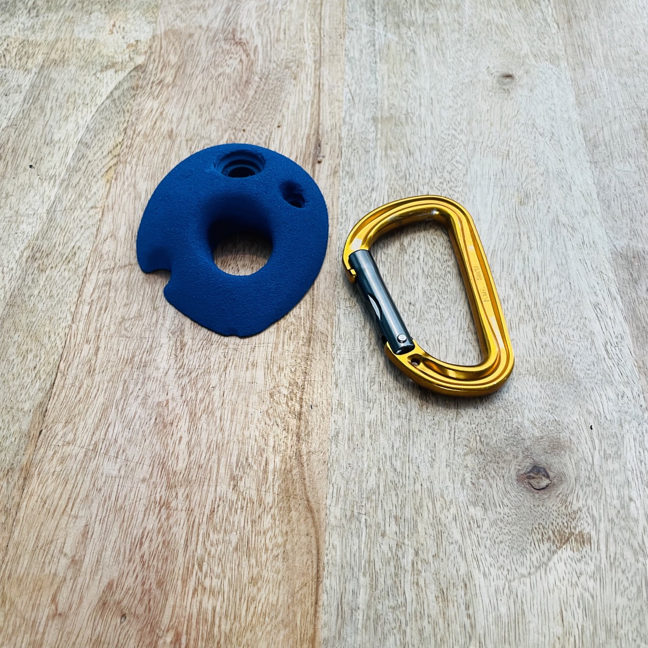 LOT16_EP_BLEU_S_3