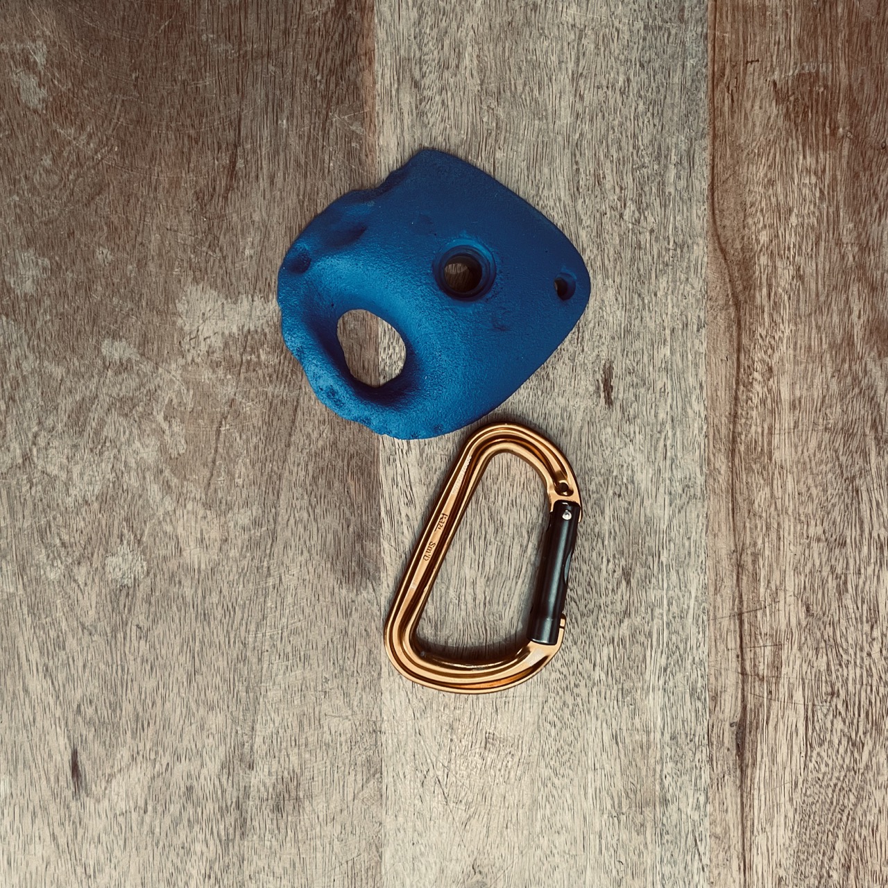 LOT6_EP_BLEU_S_1
