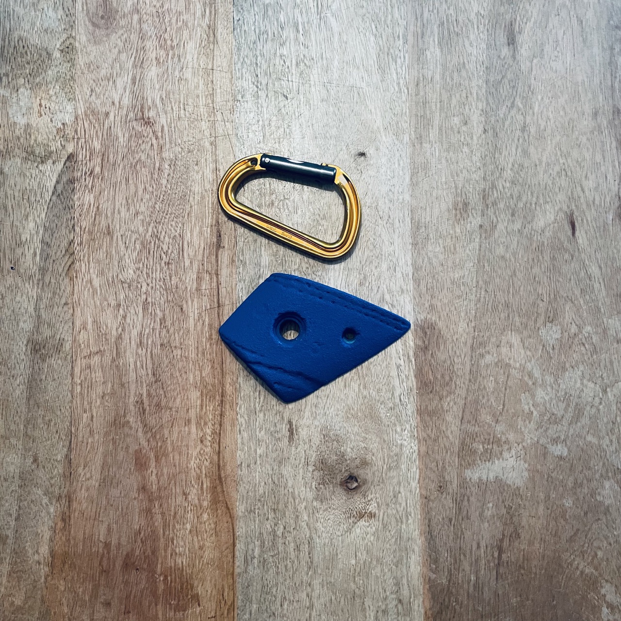 LOT18_EP_BLEU_M