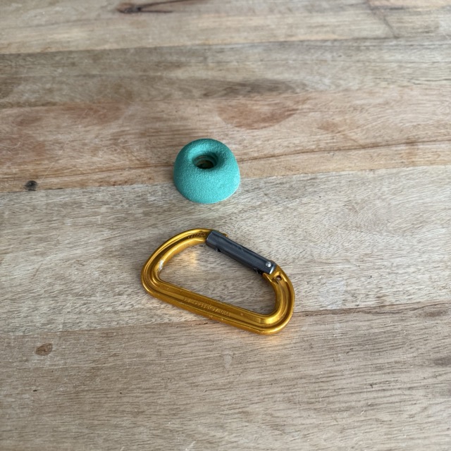 LOT40_ROKODROMO_VERT_XS – Image 2